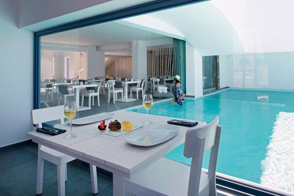 Acroterra Rosa Luxury Suites & Spa Akrotírion Exteriör bild